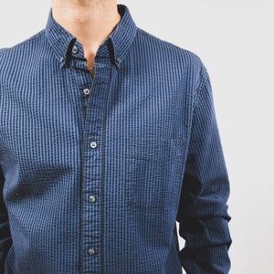 Jcrew, seersucker shirt. Large slim. excellent condition. Worn once
